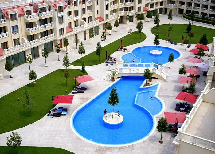 Апартамент Above The Sea Luxury Варна