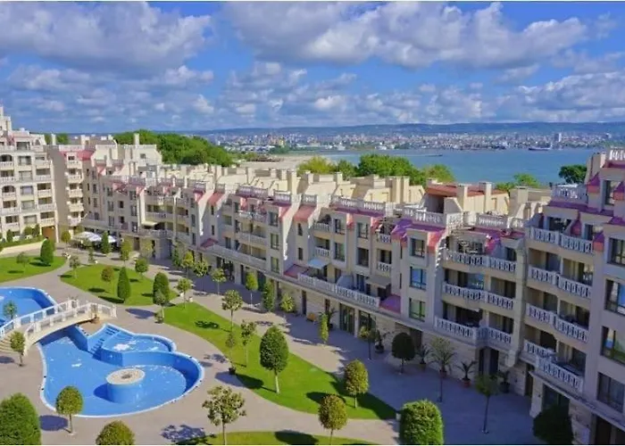 Above The Sea Luxury וארנה