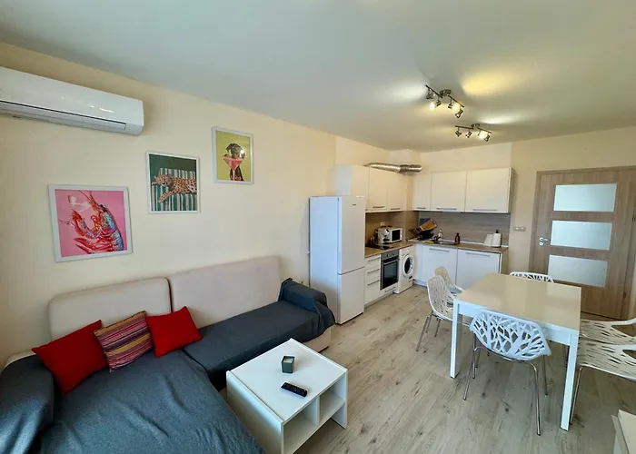 דירה Above The Sea Luxury